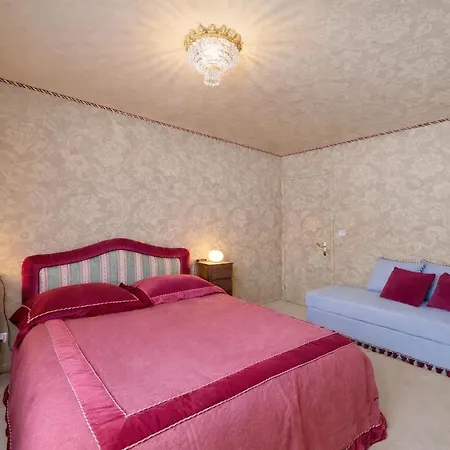 Apartament Old Money Style House A Special Edition